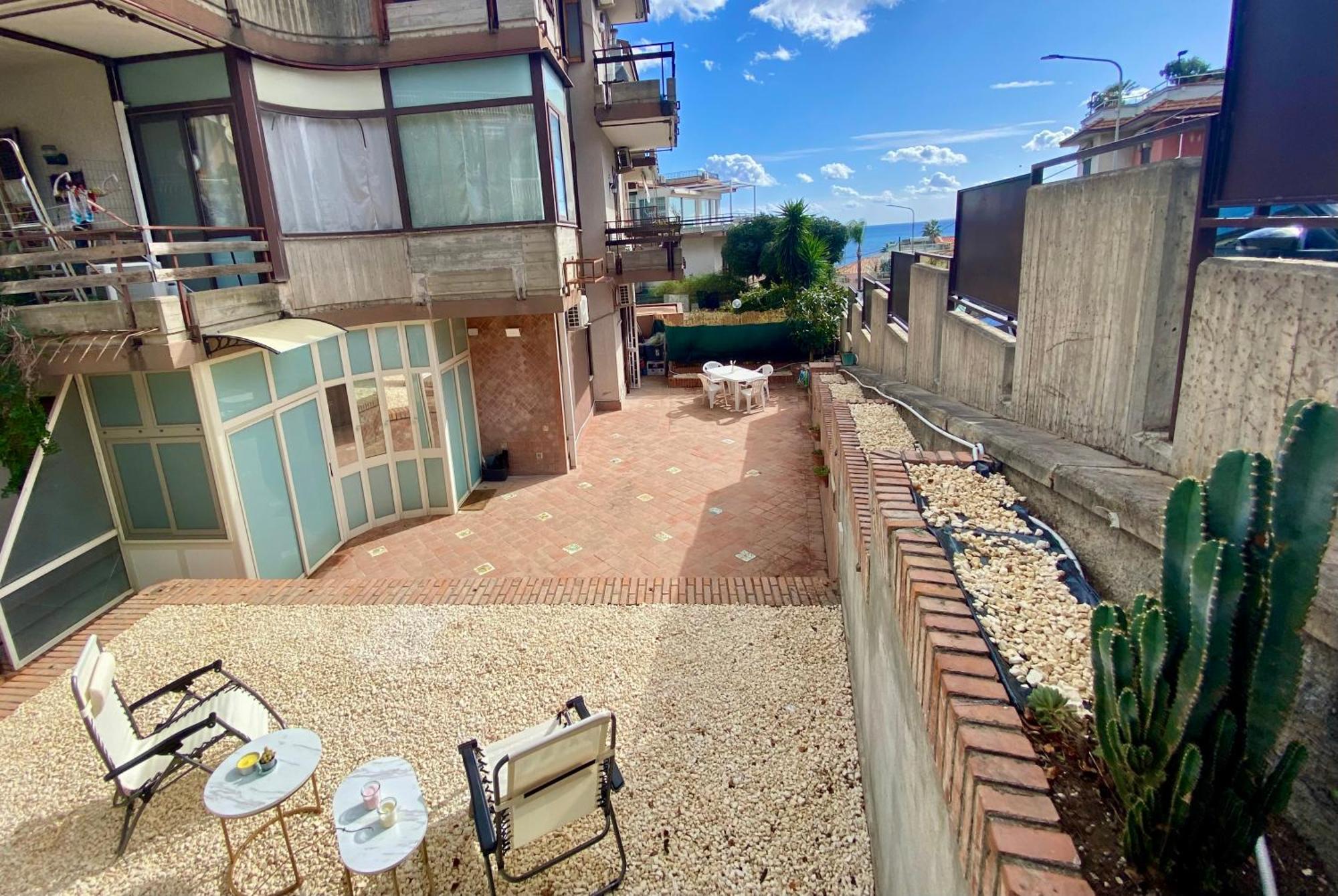 Appartement Sara Casa Acitrezza à Aci Castello Extérieur photo
